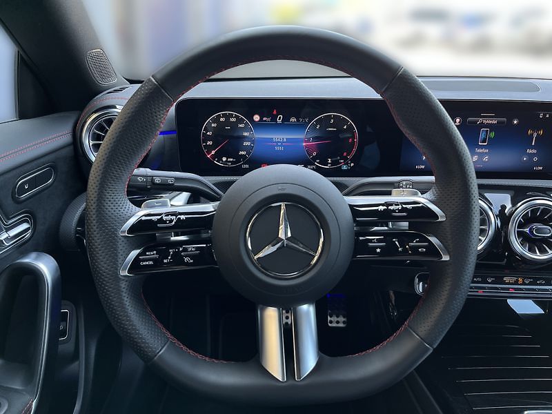 Mercedes-Benz CLA Třída 200 d Shooting Brake AMG - fotka 11 z 21