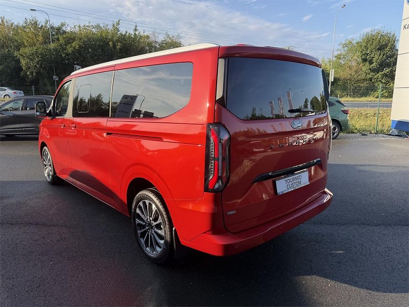 Ford Tourneo Custom (2026) Titanium X L2, Tourneo, 2.5 Du - fotka 5 z 22