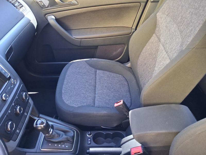 Škoda Yeti (2014) 1,2TSi DSG NAVI BEZ KOROZE! - fotka 29 z 38