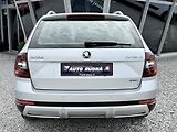 Škoda Octavia Scout 2,0 TDI 4x4 Automat  - náhled 11