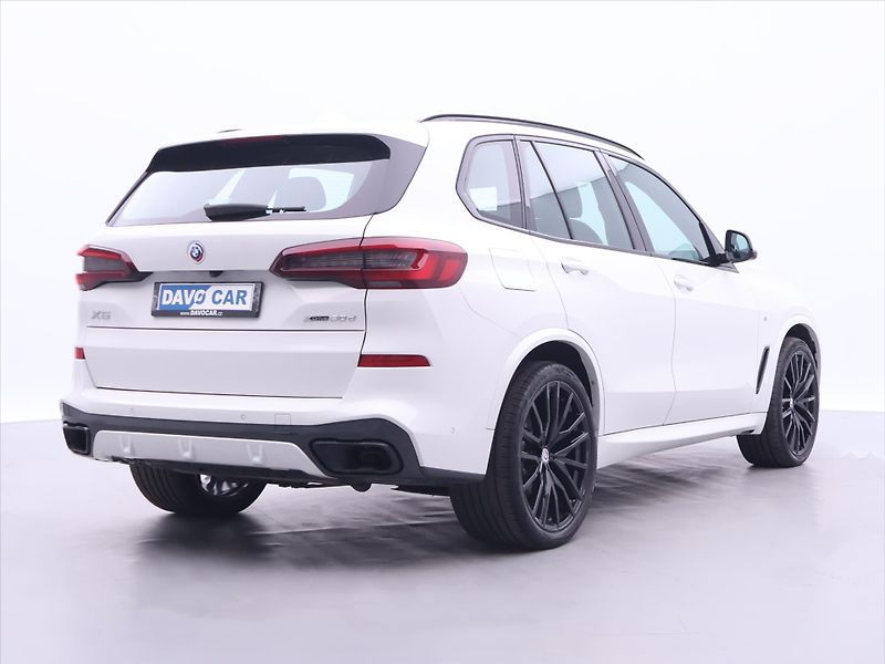 BMW X5 3,0 30D 210kW xDrive M-Paket - fotka 7 z 44
