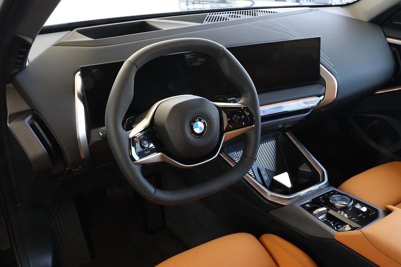 BMW X3 xDrive20d - fotka 2 z 17