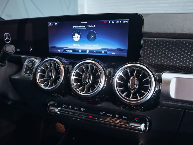 Mercedes-Benz GLB 200d 110 kW - fotka 19 z 25