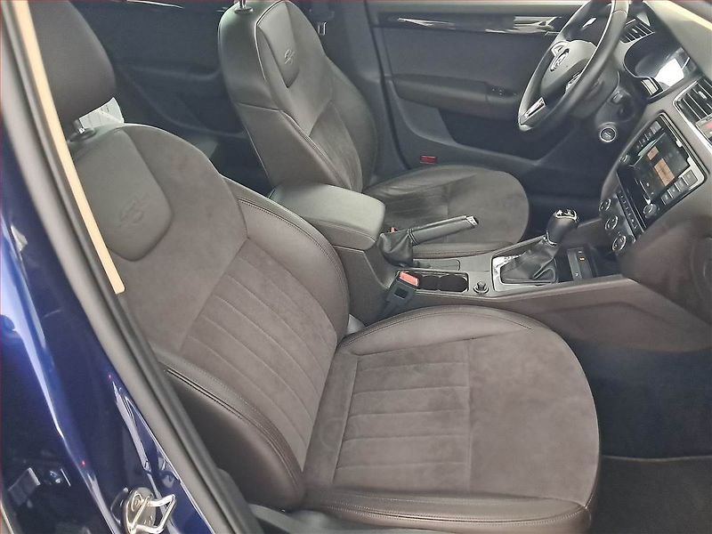 Škoda Octavia (2016) Laurin&Klement 2.0 TDI, 4X4 - fotka 9 z 20