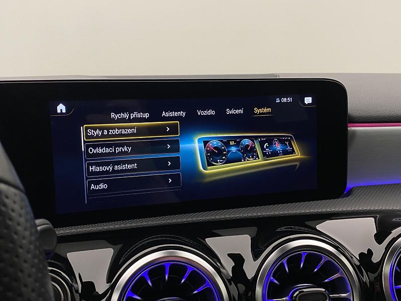 Mercedes-Benz Třídy A A200 AMG 120kW AUT - fotka 50 z 51