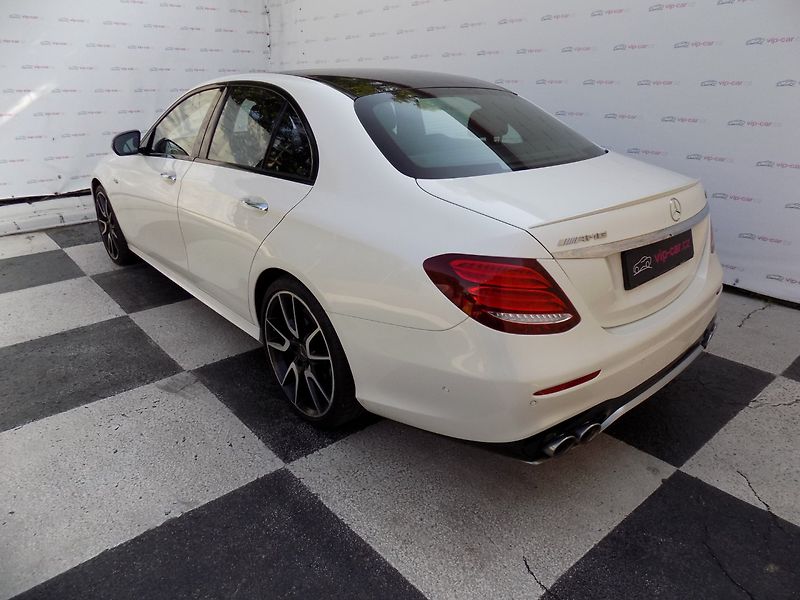 Mercedes-Benz Třídy E (2019) 53AMG/4-Matic/1.Maj.ČR/Led/ - fotka 3 z 48