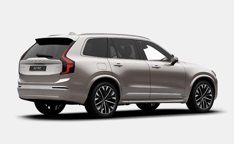 Volvo XC90 (2026) T8 AWD PLUS BRIGHT - fotka 5 z 17