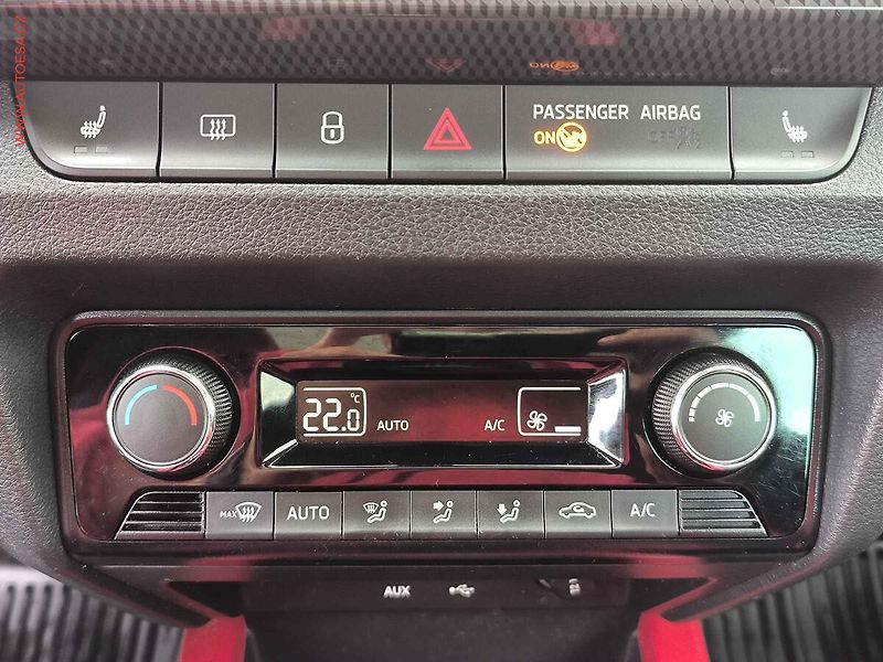 Škoda Fabia (2018) 1.0 TSi, Monte Carlo, panor - fotka 13 z 19