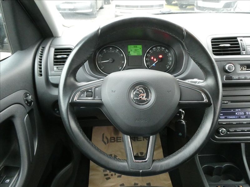 Škoda Roomster 1,2 TSi autom.klima,po servise - fotka 27 z 37