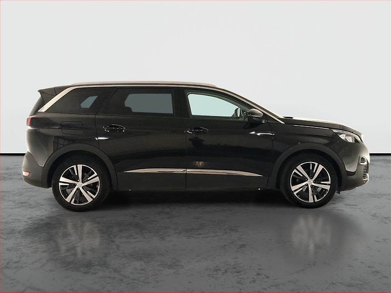 Peugeot 5008 (2020) 1.5 BlueHDi, 7 míst - fotka 6 z 19