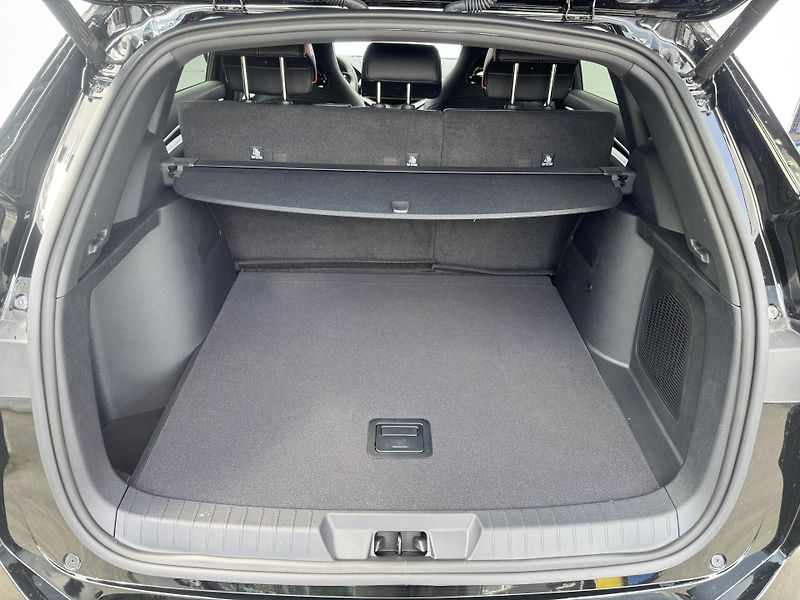 BYD Seal U (2026) Design AWD 1,5 - fotka 10 z 11