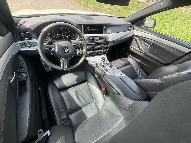 BMW Řada 5 - fotka 10 z 26