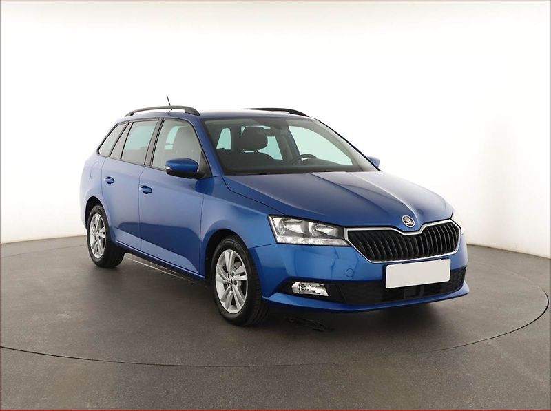 Škoda Fabia (2022) Ambition 1.0 TSI, ČR,1.maj - fotografie inzerátu