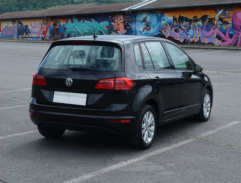 Volkswagen Golf Sportsvan (2015) 1.6 TDI, Serv.kniha, Navi - fotka 5 z 14