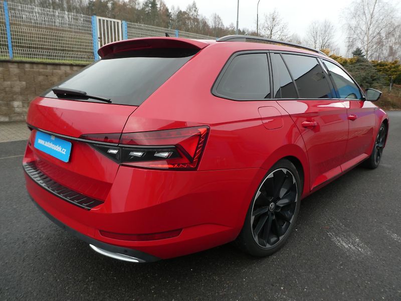 Škoda Superb Kombi 2,0TDi 147kW SPORTLINE - fotka 3 z 15