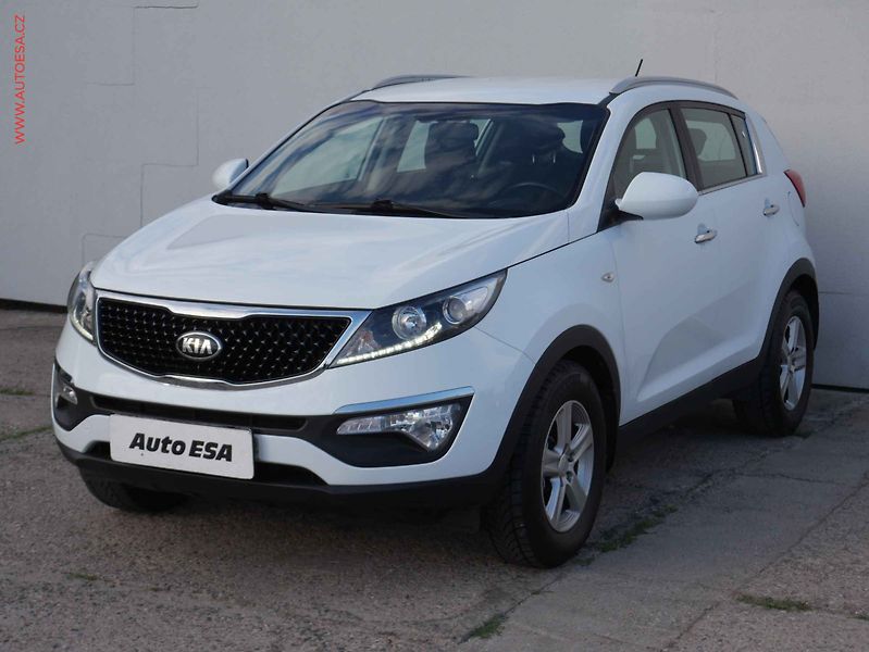 Kia Sportage (2015) 1.7 CRDi, 2.maj,ČR, servis - fotka 3 z 14