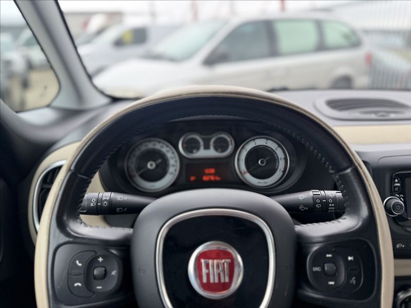 Fiat 500L i 77kW KLIMA - fotka 11 z 28