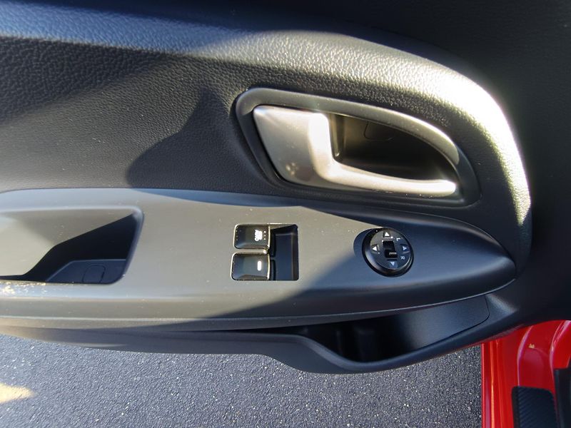 Kia Rio (2012) - fotka 20 z 32