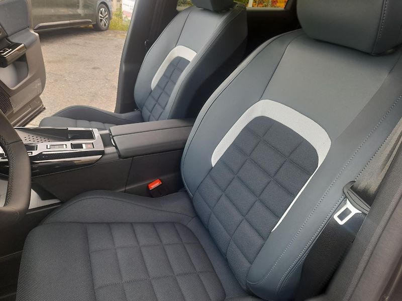 Citroën C5 Aircross (2026) PLUS Hybrid 145k Automatic - fotka 30 z 49