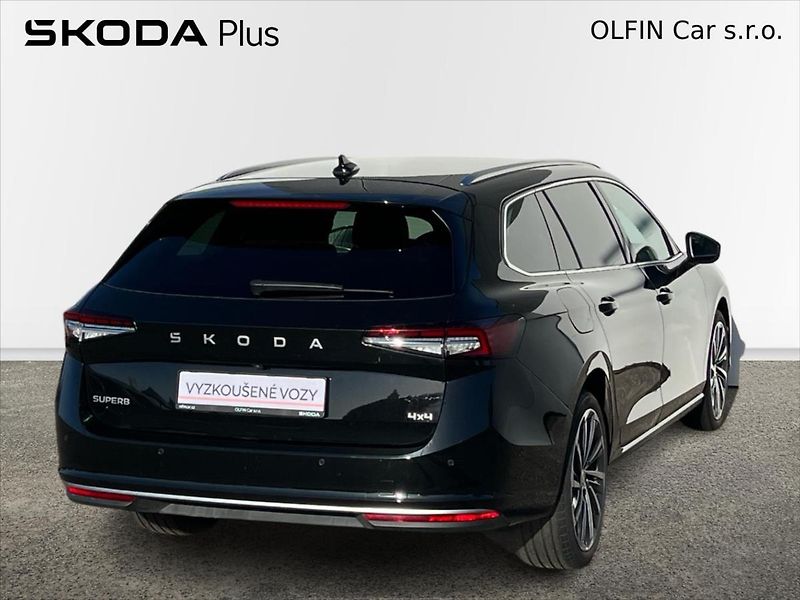 Škoda Superb 2,0 TDi 142kW 7DSG 4x4 L&K  IV - fotka 2 z 35
