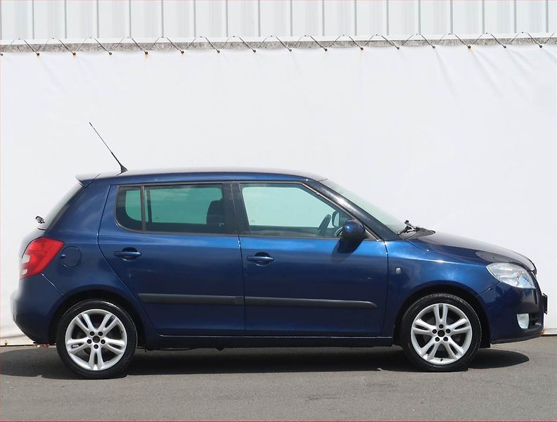 Škoda Fabia (2007) Sport 1.4 16V, nová STK - fotka 6 z 17