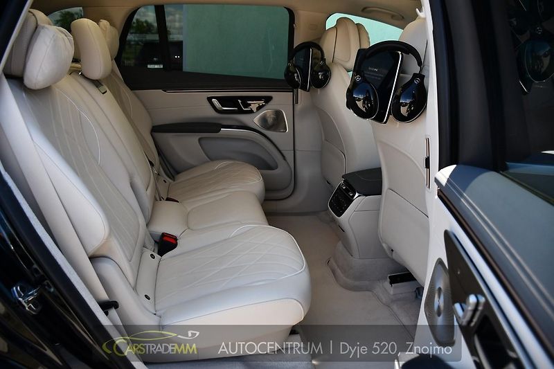 Mercedes-Benz EQS 450 4MATIC AMG REZERVACE - fotka 16 z 64