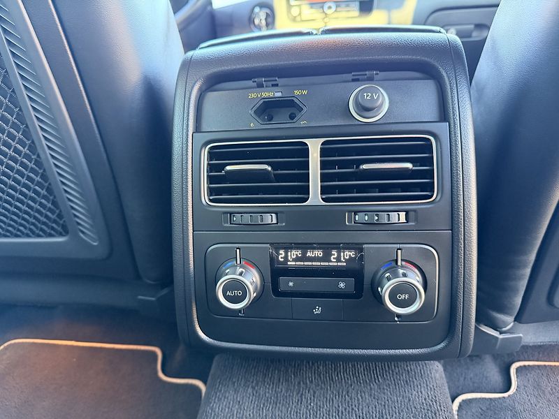 Volkswagen Touareg (2012) 3.0TDI 180kW VZDUCH,NAVI - fotka 12 z 16