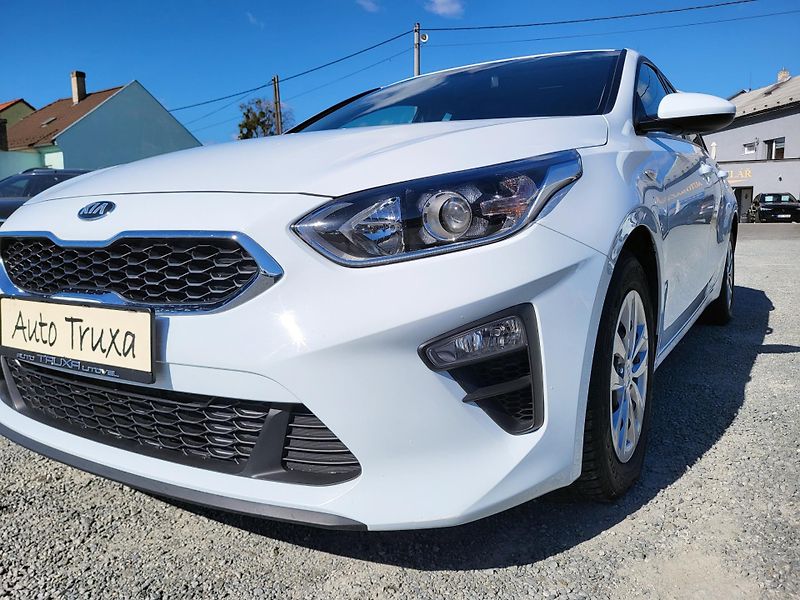 Kia Ceed 1.6 CRDi 85kW FRESH *ČR - fotka 30 z 42