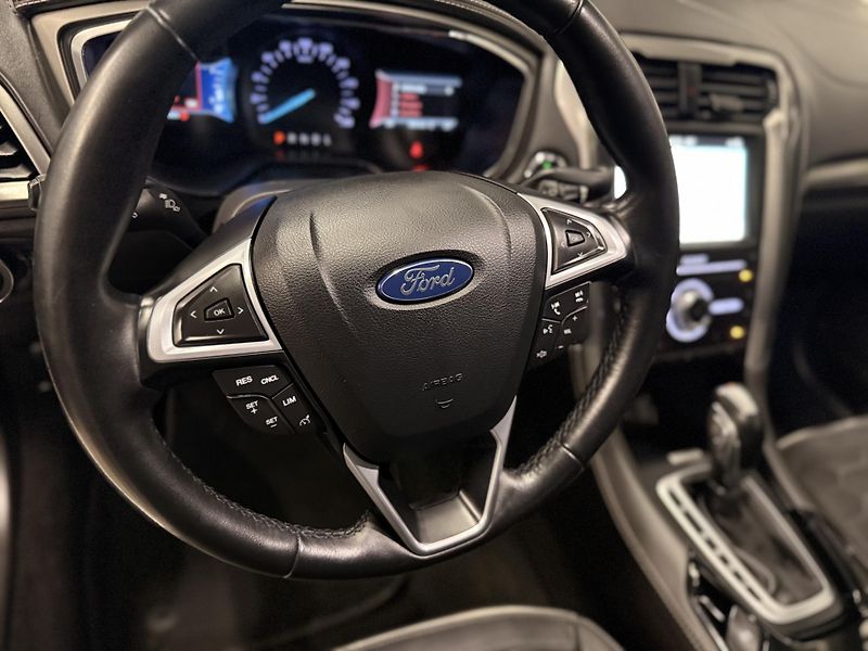 Ford Mondeo (2020) 2.0hev,VIGNALE,MASÁŽ  - fotka 23 z 43