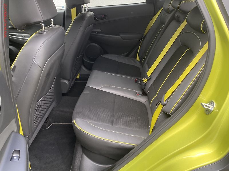 Hyundai Kona (2019) 1.6 T-GDI 4x4, 2.maj,ČR, AT - fotka 10 z 17