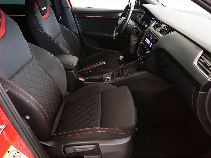 Škoda Octavia (2017) RS 230 2.0 TSI, LPG, Navi - fotka 9 z 17