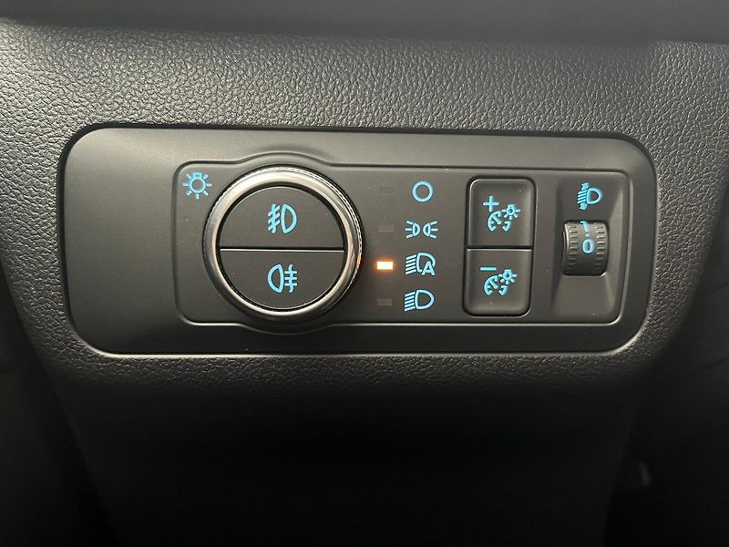 Ford Kuga 2,0 EB  140 kW AWD Titanium - fotka 24 z 58