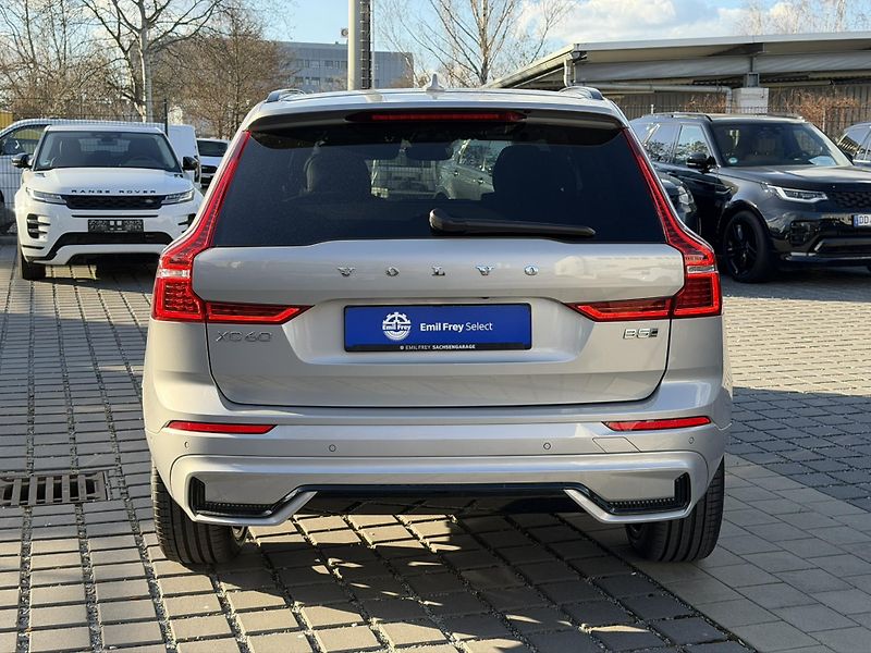 Volvo XC60 B5 AWD Plus Dark #VZDUCH - fotka 3 z 12