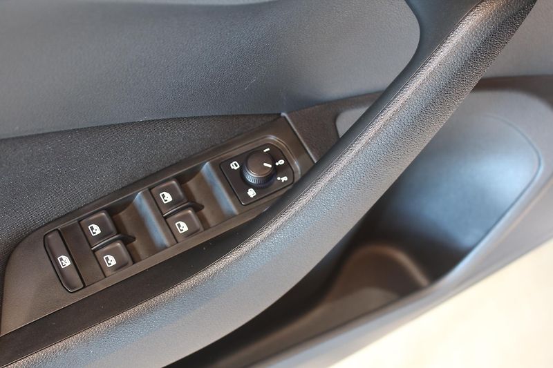 Škoda Scala (2020) 1.0TSI85kW Style+ Matrix - fotka 17 z 37
