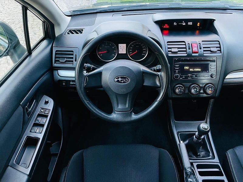 Subaru XV 2.0i 4x4 110KW MANUÁL SERVISKA - fotka 29 z 45