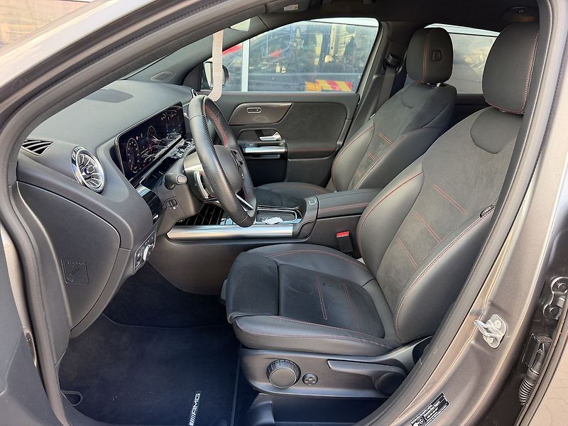 Mercedes-Benz GLA 200 AMG Style Edition - fotka 15 z 34