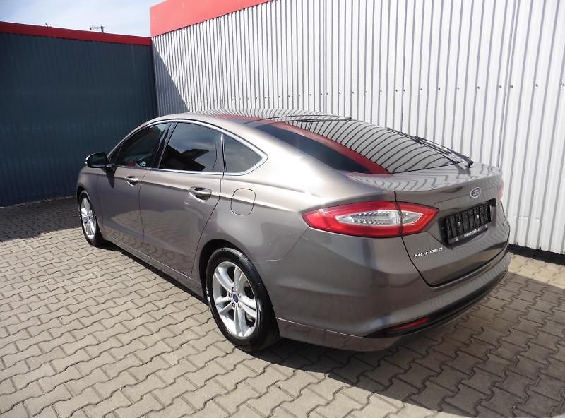 Ford Mondeo Titanium 1.5 EcoBoost - fotka 3 z 14