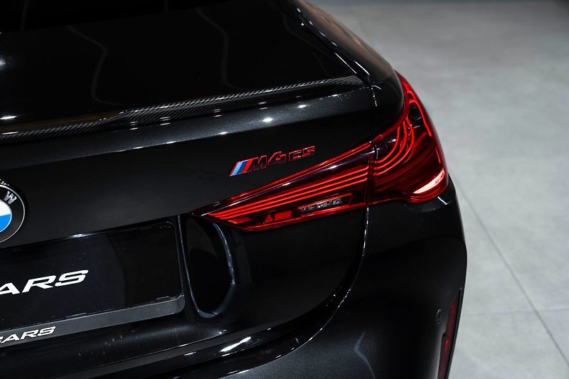 BMW M4 CS, H/K, Driving Pro, Karbón - fotka 23 z 24
