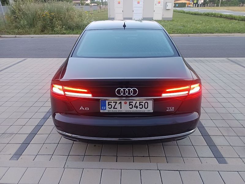 Audi A8 (2014) - fotka 7 z 59