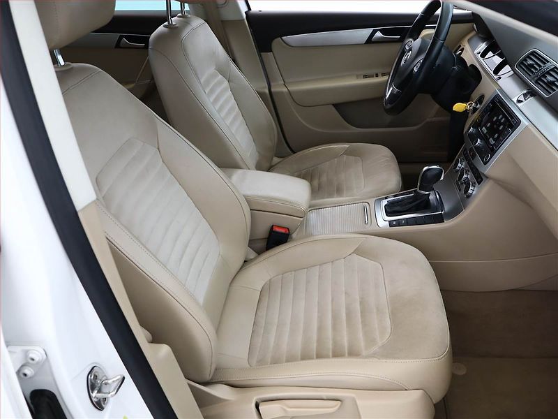 Volkswagen Passat (2014) Highline 1.4 TSI EcoFuel - fotka 7 z 18