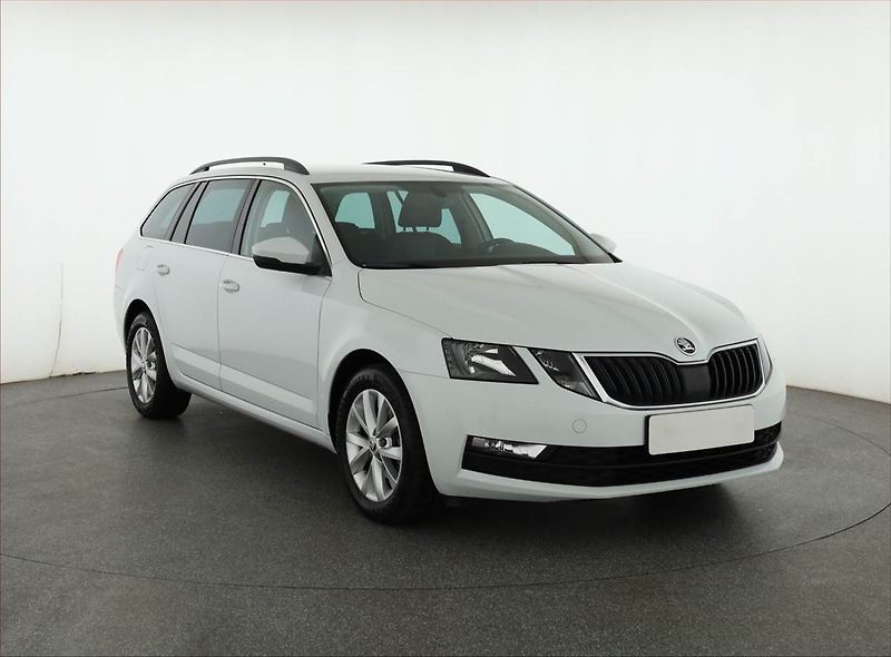 Škoda Octavia (2020) Ambition 1.0 TSI, Navi - fotografie inzerátu