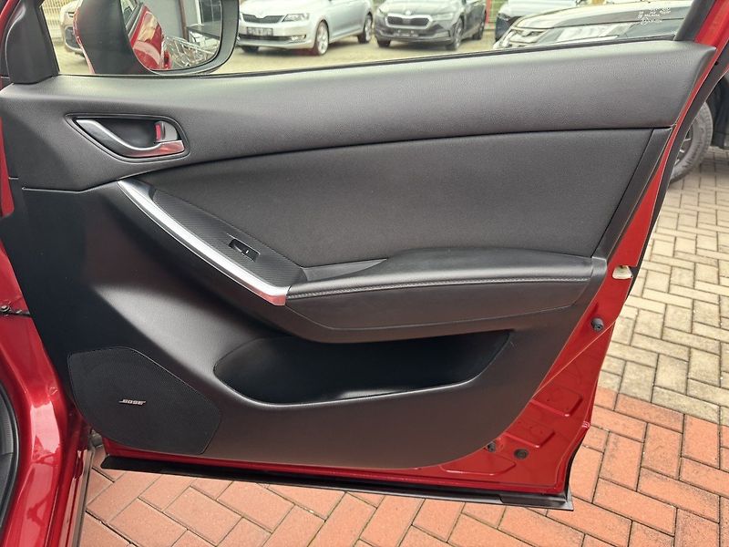 Mazda CX-5 (2016) 2.0i G-165 LED Navi Kamera - fotka 18 z 47
