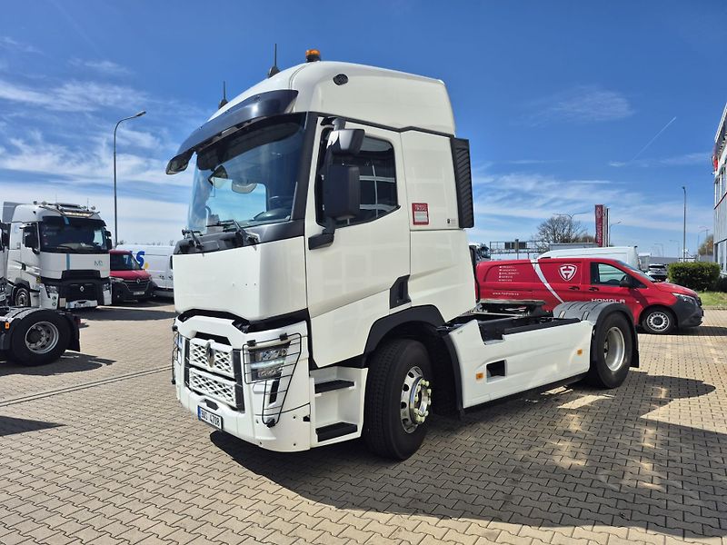 Renault Trucks T (2023) 440 ADR - cisternový vůz - fotka 2 z 13