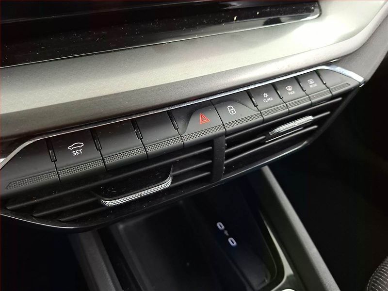 Škoda Octavia (2020) Ambition 1.5 TSI, ČR,1.maj - fotka 14 z 18