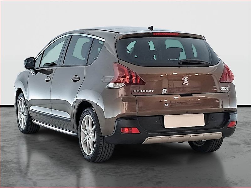 Peugeot 3008 (2014) 2.0 HDi, Navi, Park. senzory - fotka 4 z 21