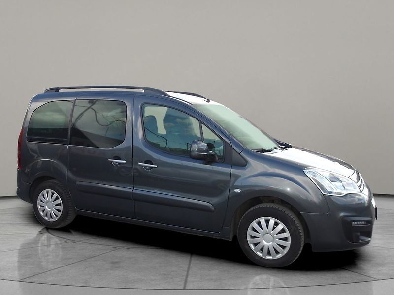 Peugeot Partner Tepee 1,6HDi TEPEE ČR 1.MAJITEL ! - fotka 11 z 32