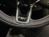 Jaguar F-Pace (2022) 5.0 SVR REZERVOVÁNO  - náhled 18