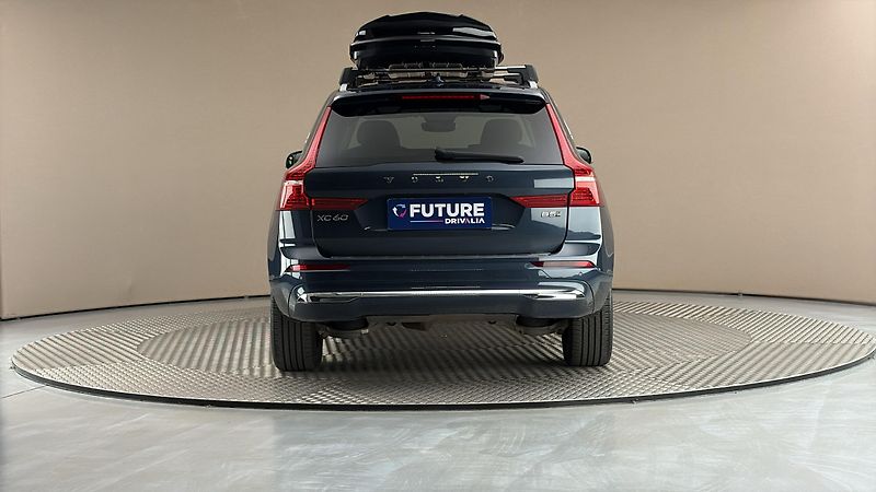 Volvo XC60 2.0 B5 AUT AWD Inscription - fotka 5 z 35