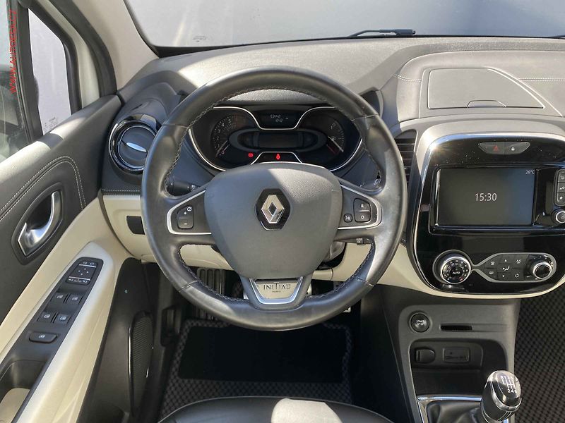 Renault Captur (2017) 1.2 TCe, Initiale Paris, LED - fotka 11 z 17