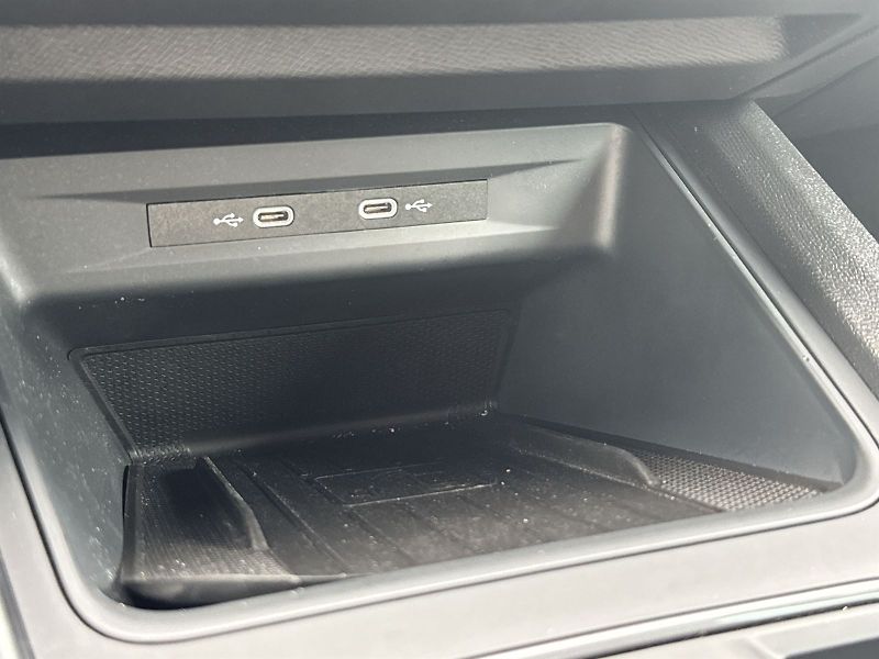 Cupra Formentor (2023) 1.5 TSI DSG - fotka 26 z 36